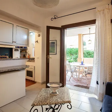 Apartamento Baia De Bahas Garden - Klodge Golfo Aranci