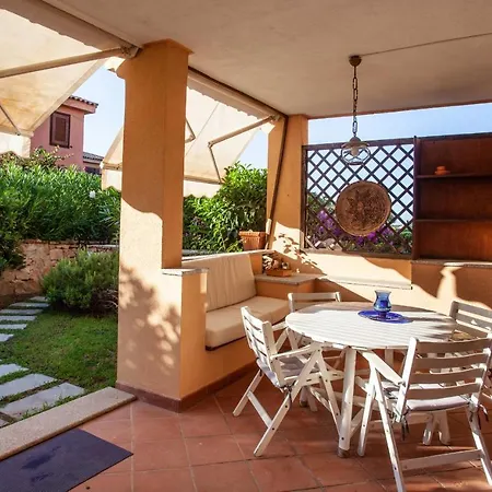 Baia De Bahas Garden - Klodge * Golfo Aranci