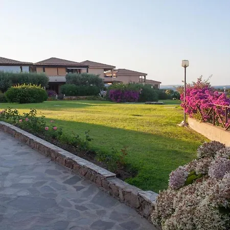 Baia De Bahas Garden - Klodge